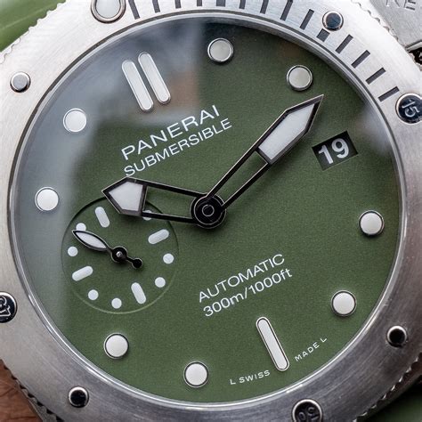 panerai submersible green dial